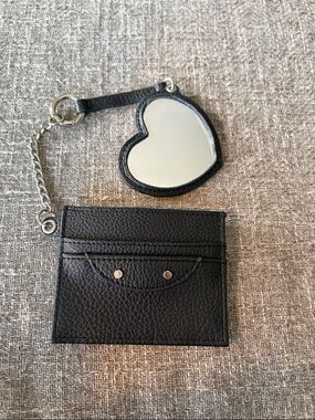 Target Black Heart Mirror Keychain Card Holder